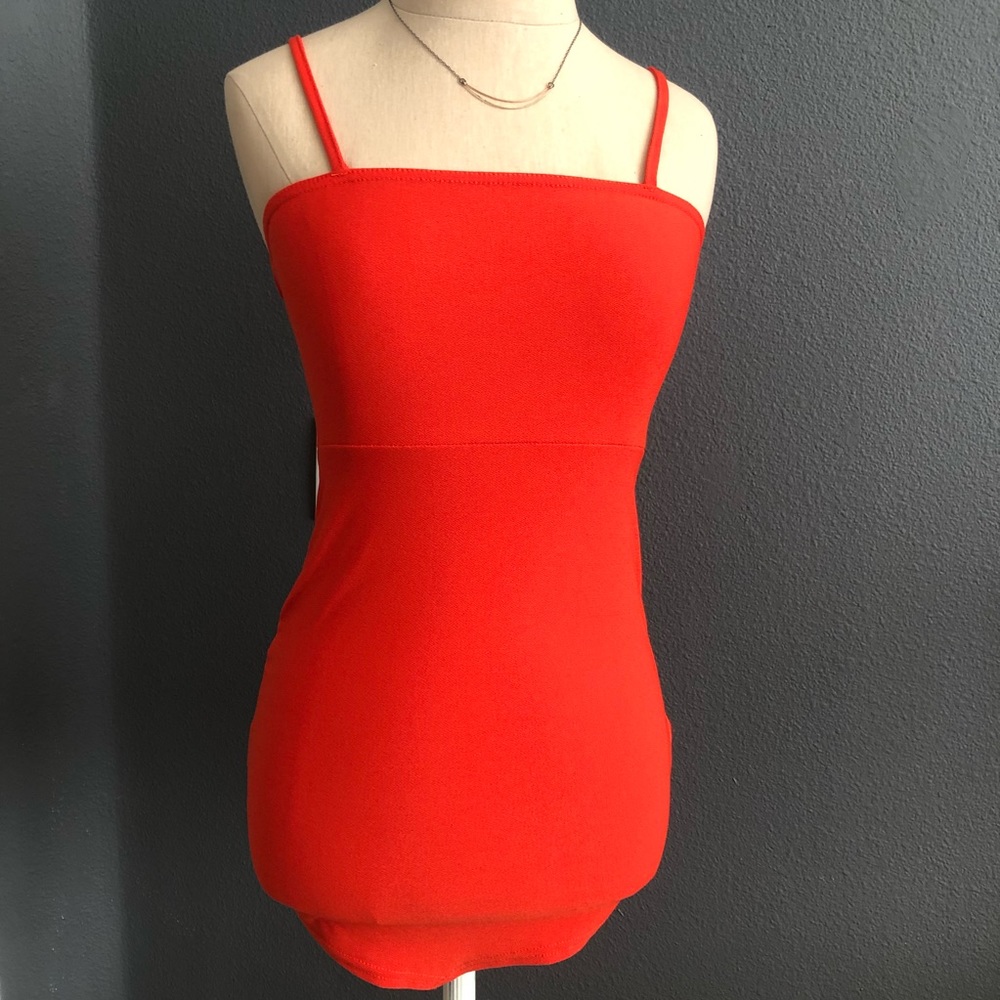 Boohoo Orange V-hem Bodycon Mini Dress NWT - Picture 2 of 8